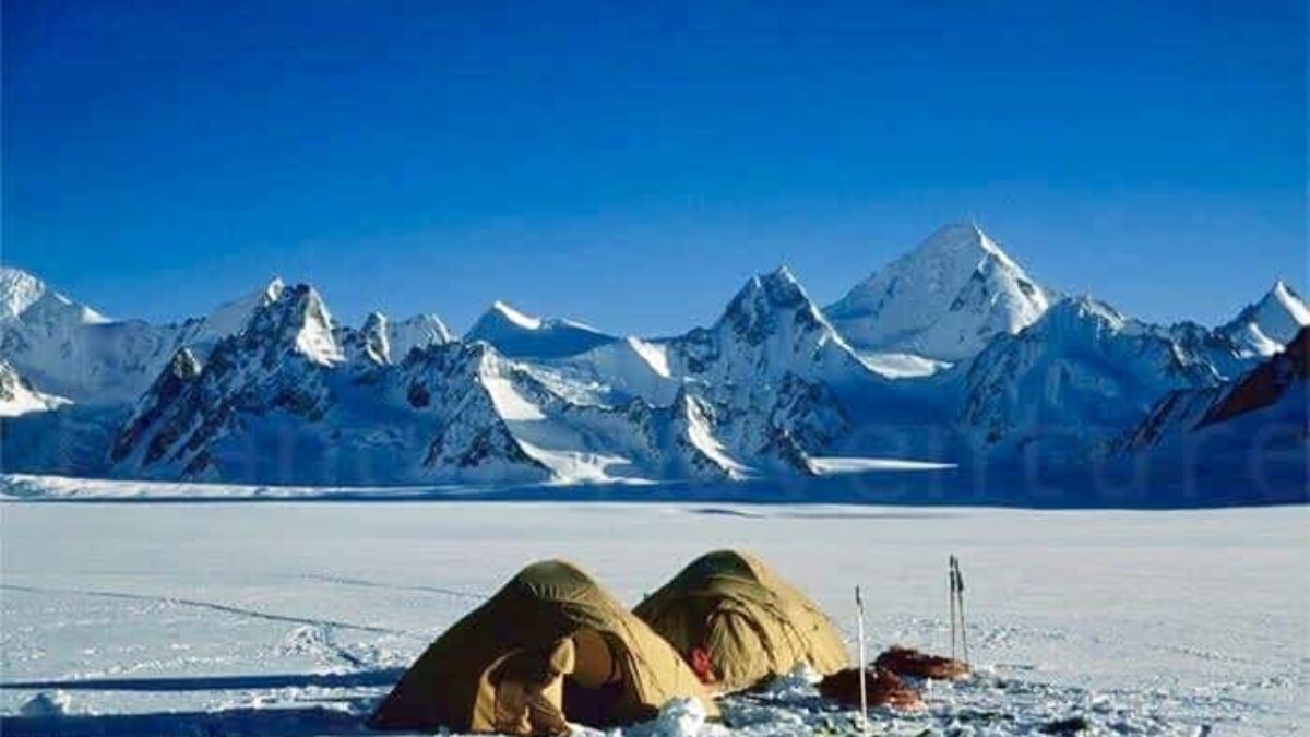 snow lake trek pakistan